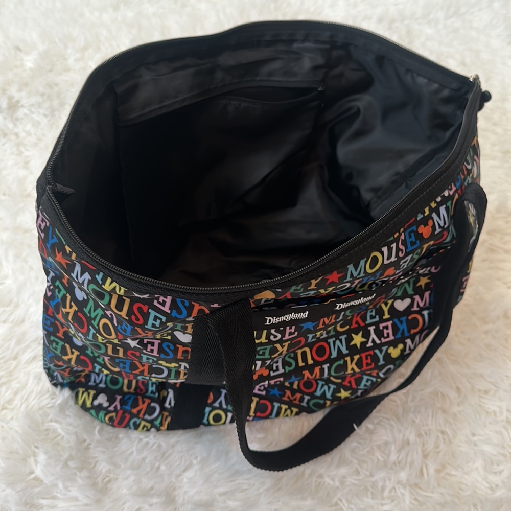 ❌SOLD❌Disney Mickey Mouse Bag - Picture 8 of 8